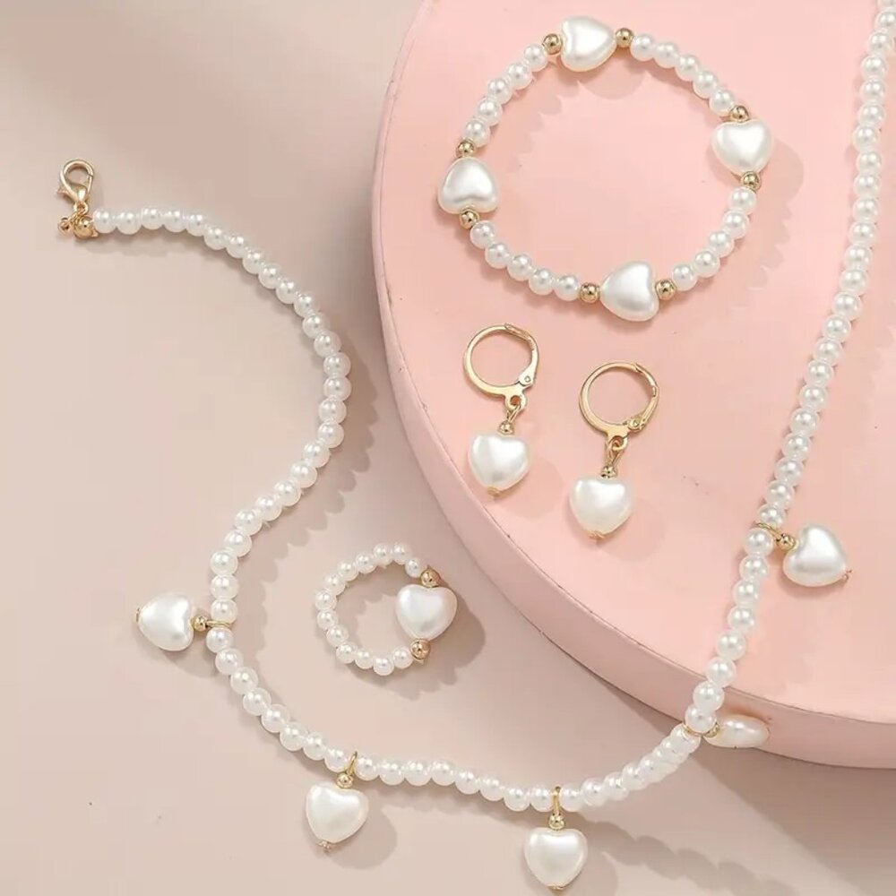 Elegant Pearl Heart Jewelry Set
